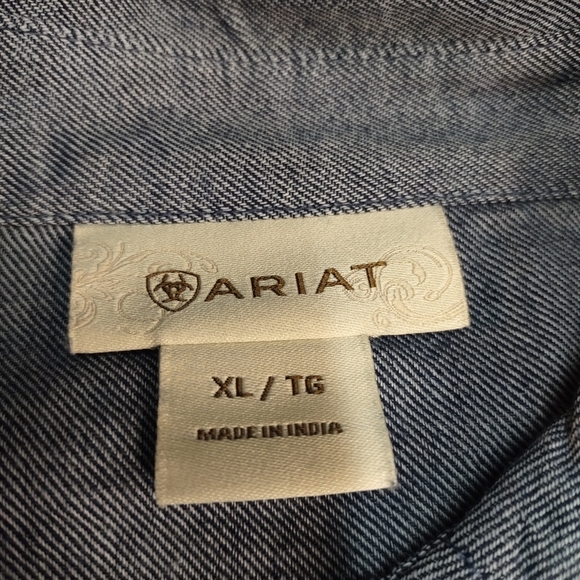 Ariat Shirt Women's Gray Embroidered Floral Button Down Shirt Size XL/TG - Picture 12 of 13